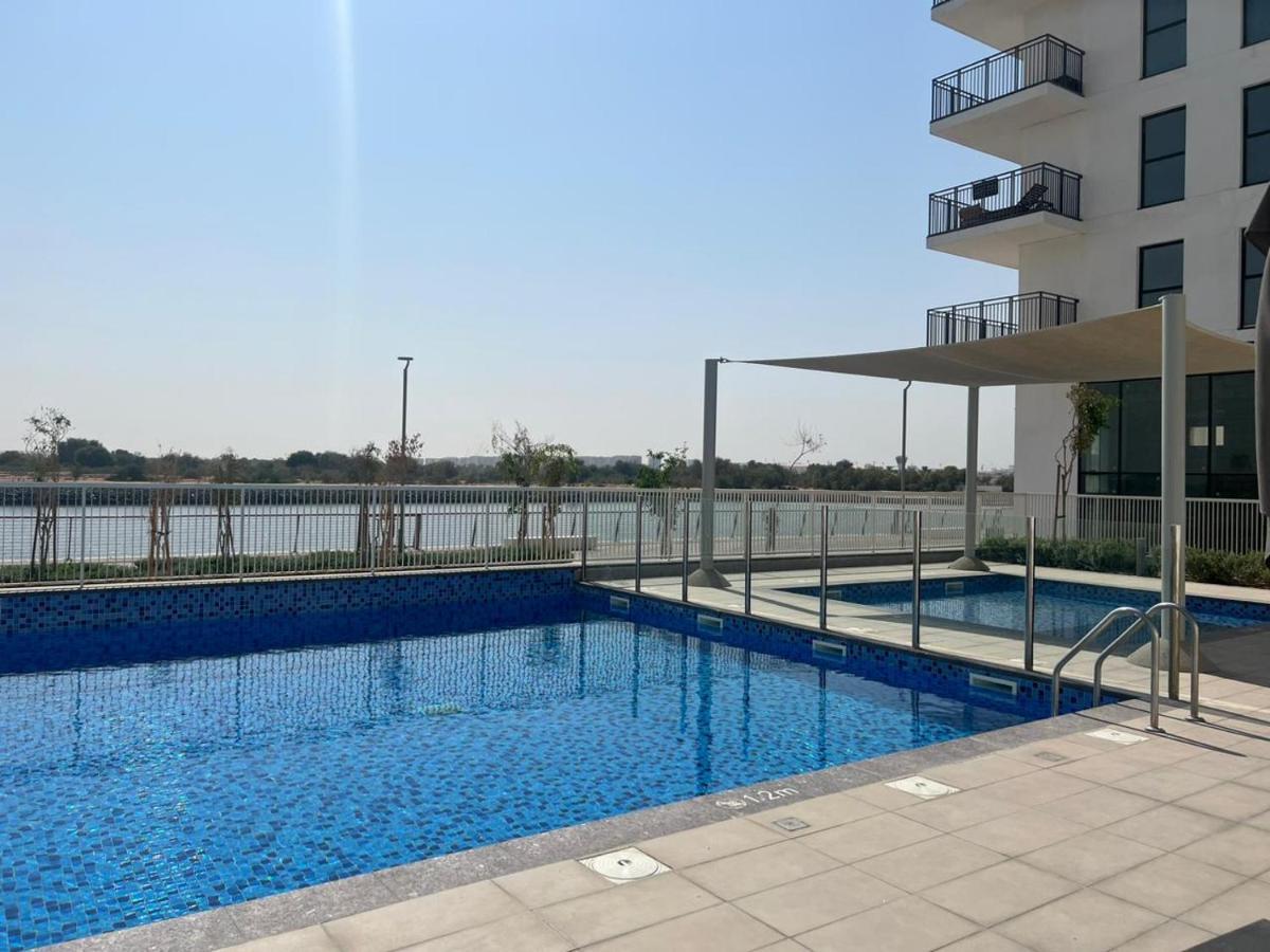 Next To Yas Island'S Gems - Canal+Pool View Lägenhet Abu Dhabi Exteriör bild