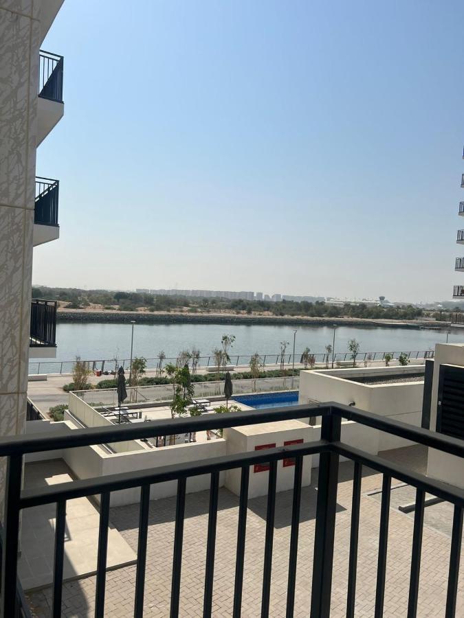 Next To Yas Island'S Gems - Canal+Pool View Lägenhet Abu Dhabi Exteriör bild